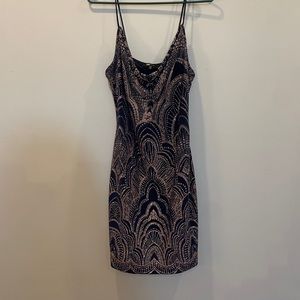 Brand:Macys, Great Condition, teal color with rose gold sparkles, Size:Medium